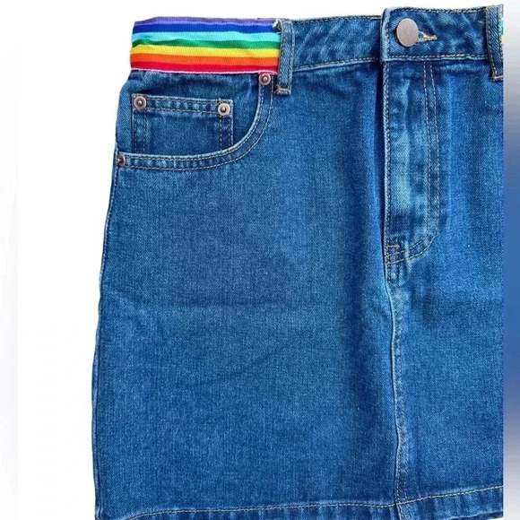Mini Denim Jean Skirt With Rainbow Waist, Size Medium - Picture 5 of 9